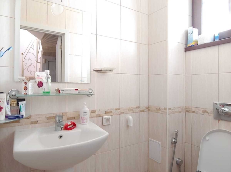 Къща в с. Кошарица, Област Бургас - 208 кв.м за 1106 €/кв.м - Снимка #13