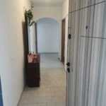 Дава се под наем Тристаен апартамент в Шумен, Тракия - 92 кв.м за 400лв € - Снимка #1