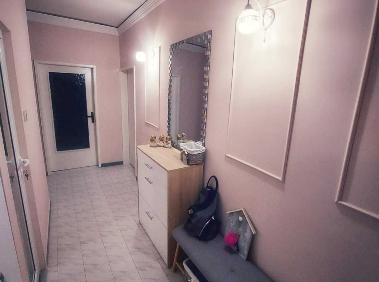 Дава се под наем Тристаен апартамент в Пловдив, Тракия - 100 кв.м за 600лв € - Снимка #8