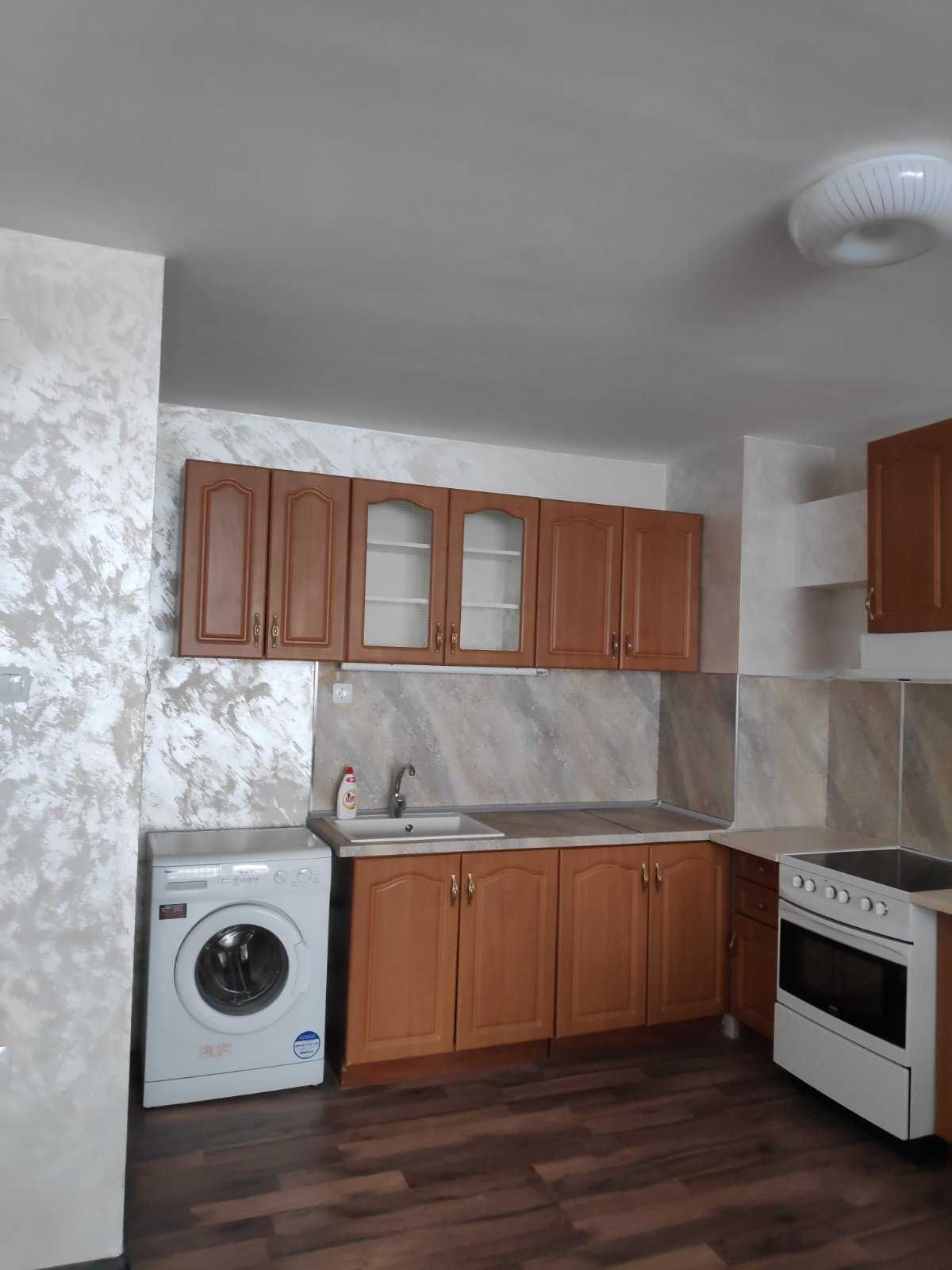 Дава се под наем Двустаен апартамент в Пловдив, Каменица 1 - 80 кв.м за 275 € - Снимка #4