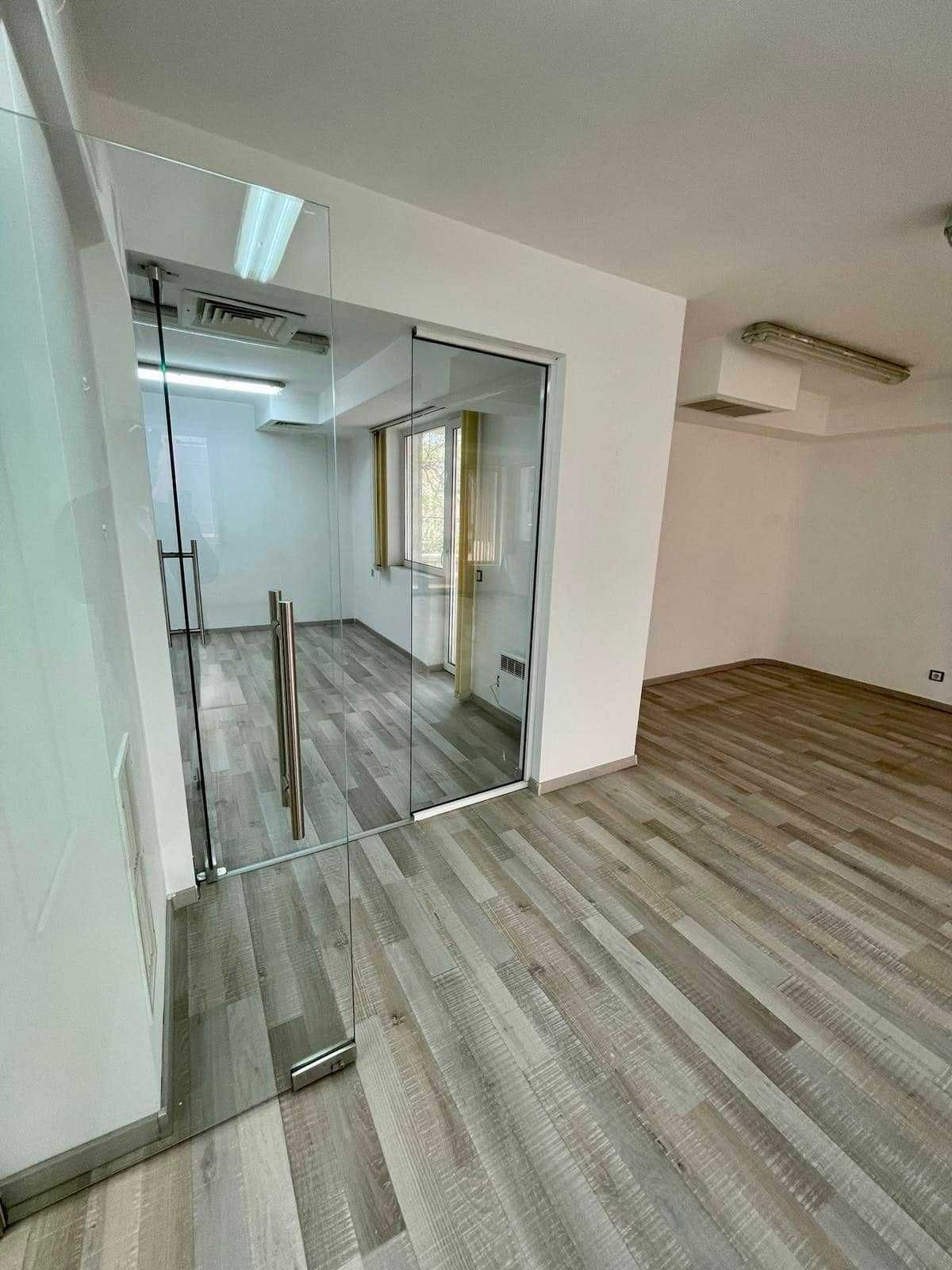 Дава се под наем Офис в София, Кръстова вада - 240 кв.м за 800 € - Снимка #2