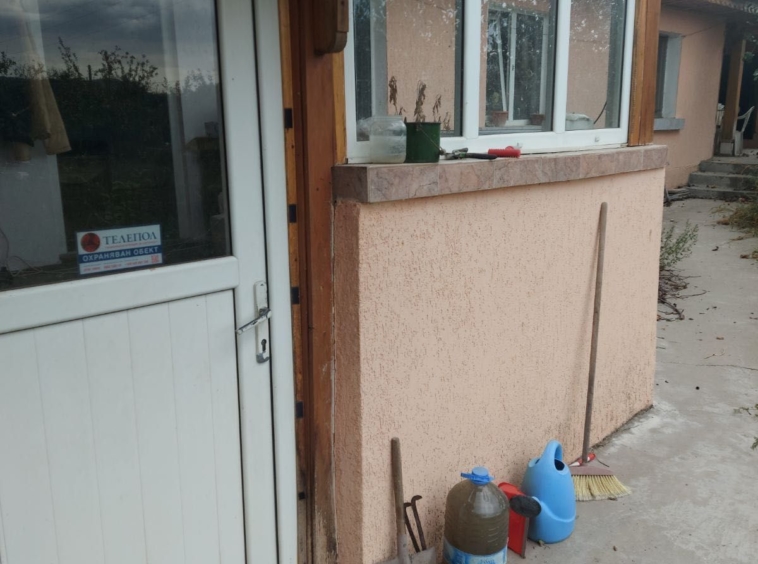 Къща в с. Янково, Област Шумен - 100 кв.м за 260 €/кв.м - Снимка #3