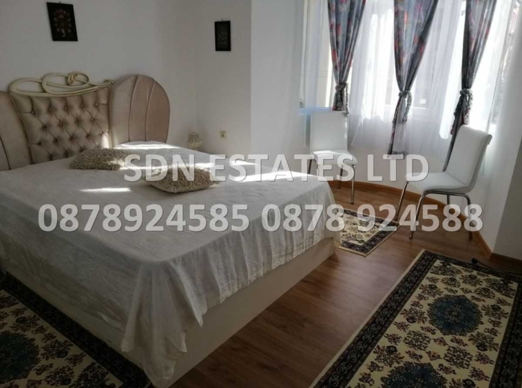 Етаж от къща в Казанлък - 240 кв.м за 1000 €/кв.м - Снимка #2