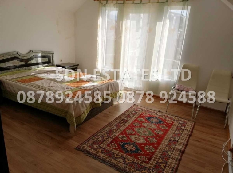 Етаж от къща в Казанлък - 240 кв.м за 1000 €/кв.м - Снимка #8