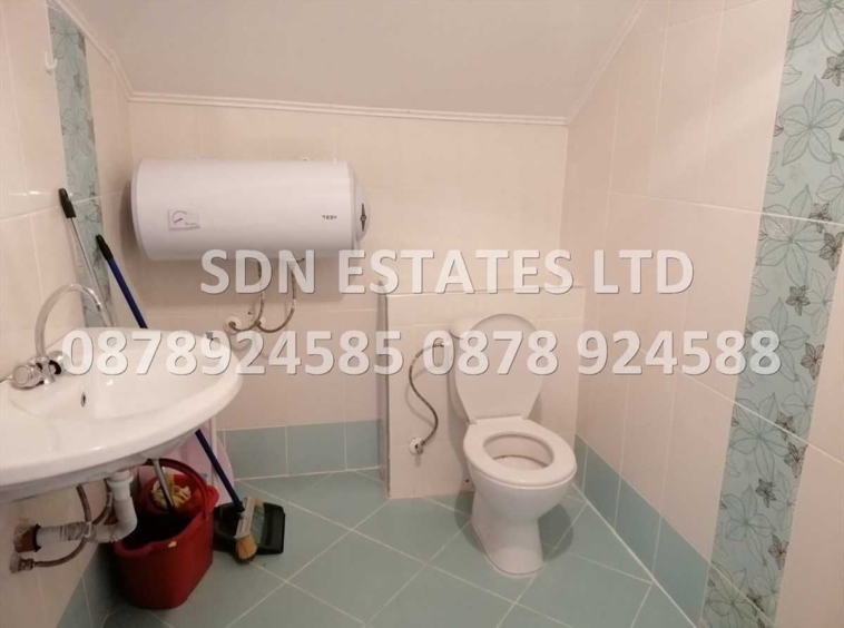Етаж от къща в Казанлък - 240 кв.м за 1000 €/кв.м - Снимка #11
