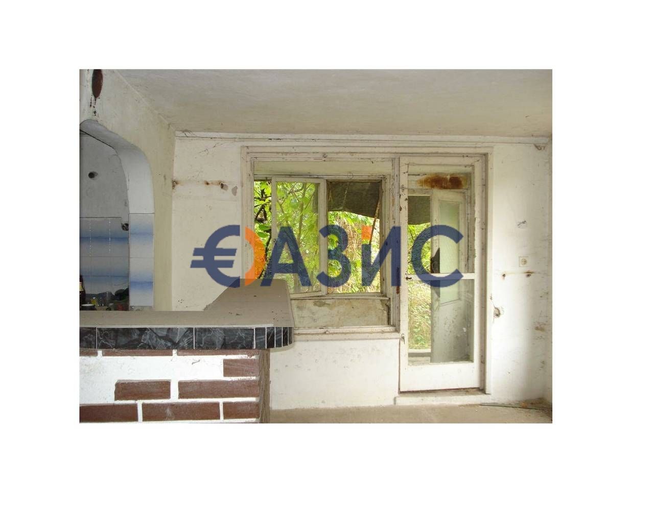 Къща в с. Овчи кладенец, Област Ямбол - 204 кв.м за 27 €/кв.м - Снимка #8