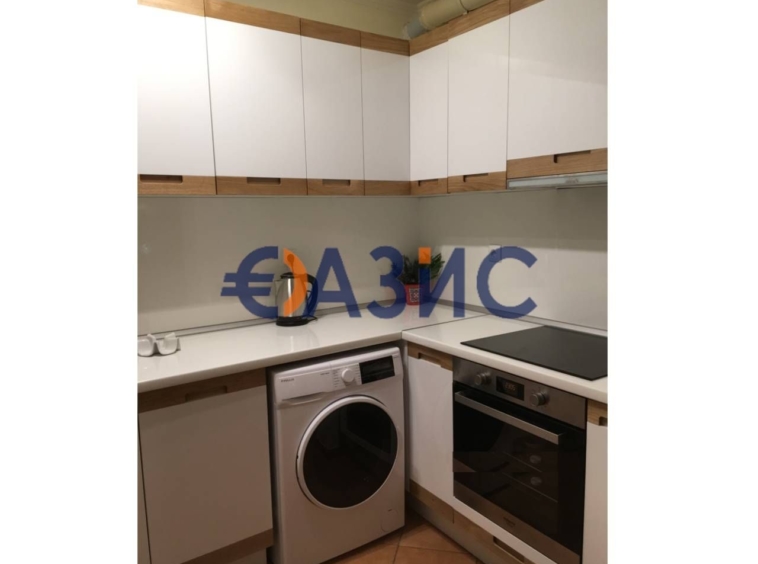 Къща в к.к. Елените - 217 кв.м за 1171 €/кв.м - Снимка #11