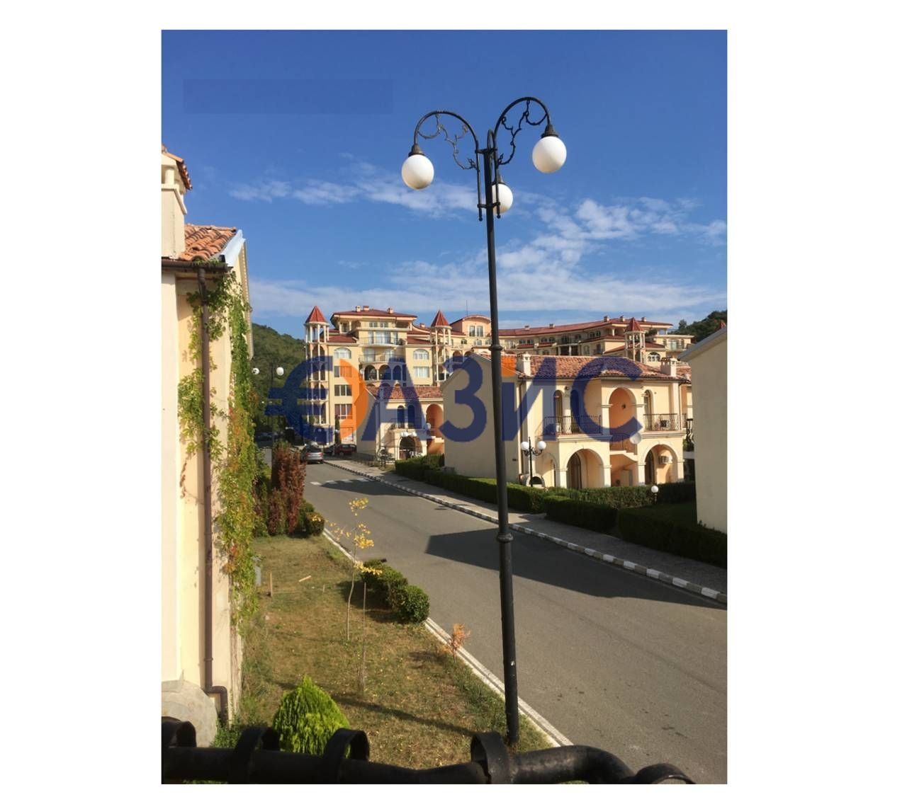 Къща в к.к. Елените - 217 кв.м за 1171 €/кв.м - Снимка #13