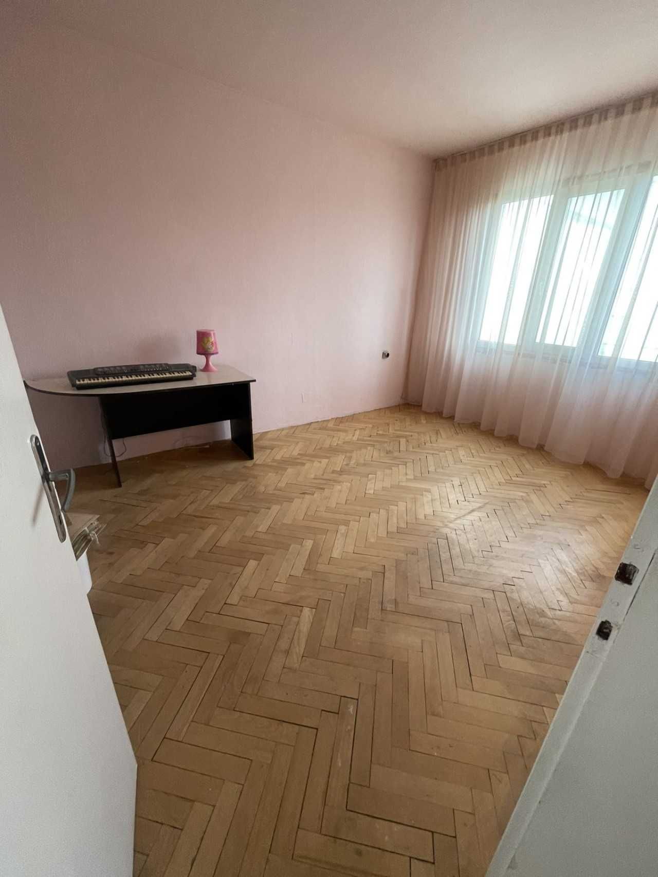 Тристаен апартамент в Пловдив, Христо Смирненски - 82 кв.м за 1159 €/кв.м - Снимка #3