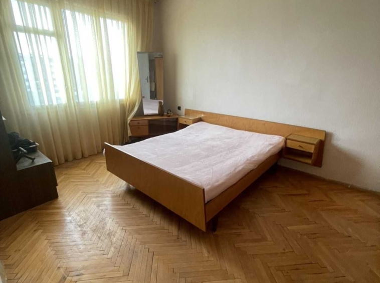 Тристаен апартамент в Пловдив, Христо Смирненски - 82 кв.м за 1159 €/кв.м - Снимка #6