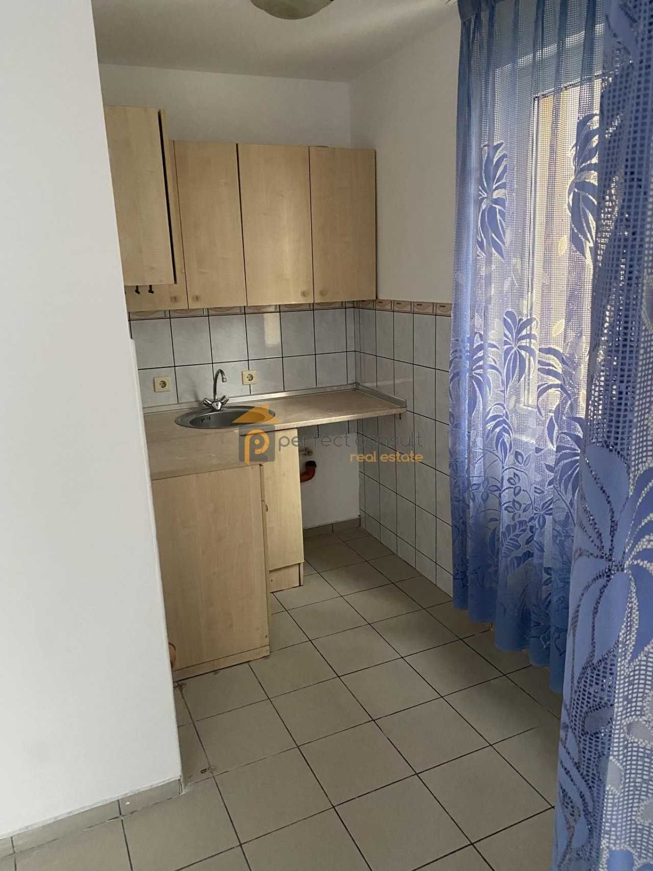 Дава се под наем Двустаен апартамент в Пловдив, Каменица 1 - 58 кв.м за 200 € - Снимка #2