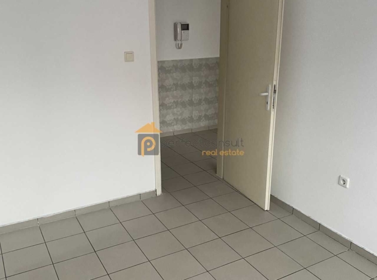 Дава се под наем Двустаен апартамент в Пловдив, Каменица 1 - 58 кв.м за 200 € - Снимка #6
