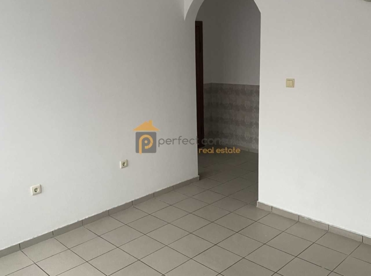 Дава се под наем Двустаен апартамент в Пловдив, Каменица 1 - 58 кв.м за 200 € - Снимка #7