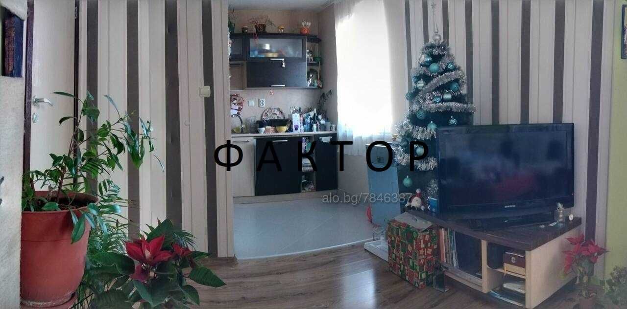 Тристаен апартамент в Пловдив, Въстанически - 110 кв.м за 1225 €/кв.м - Снимка #3