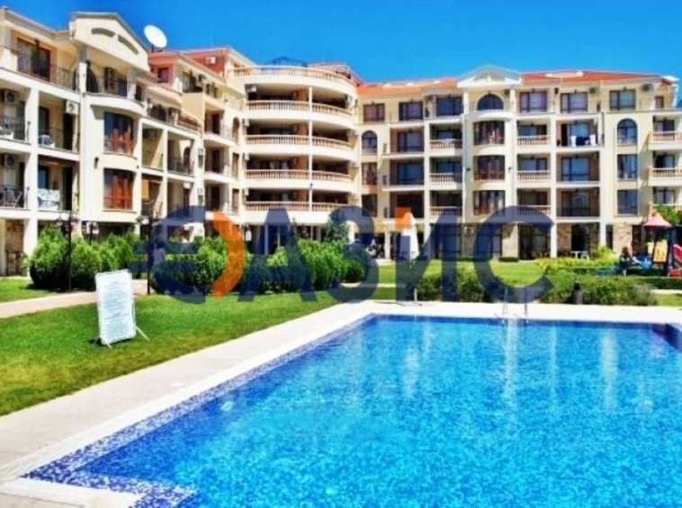 Тристаен апартамент в Свети Влас - 100 кв.м за 1000 €/кв.м - Снимка #2