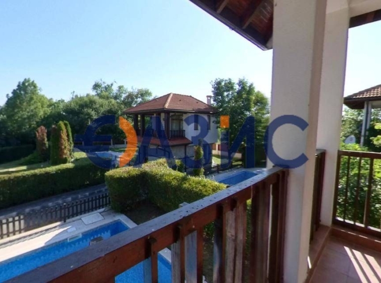 Къща в Каблешково - 179 кв.м за 922 €/кв.м - Снимка #6