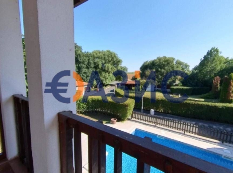 Къща в Каблешково - 179 кв.м за 922 €/кв.м - Снимка #8