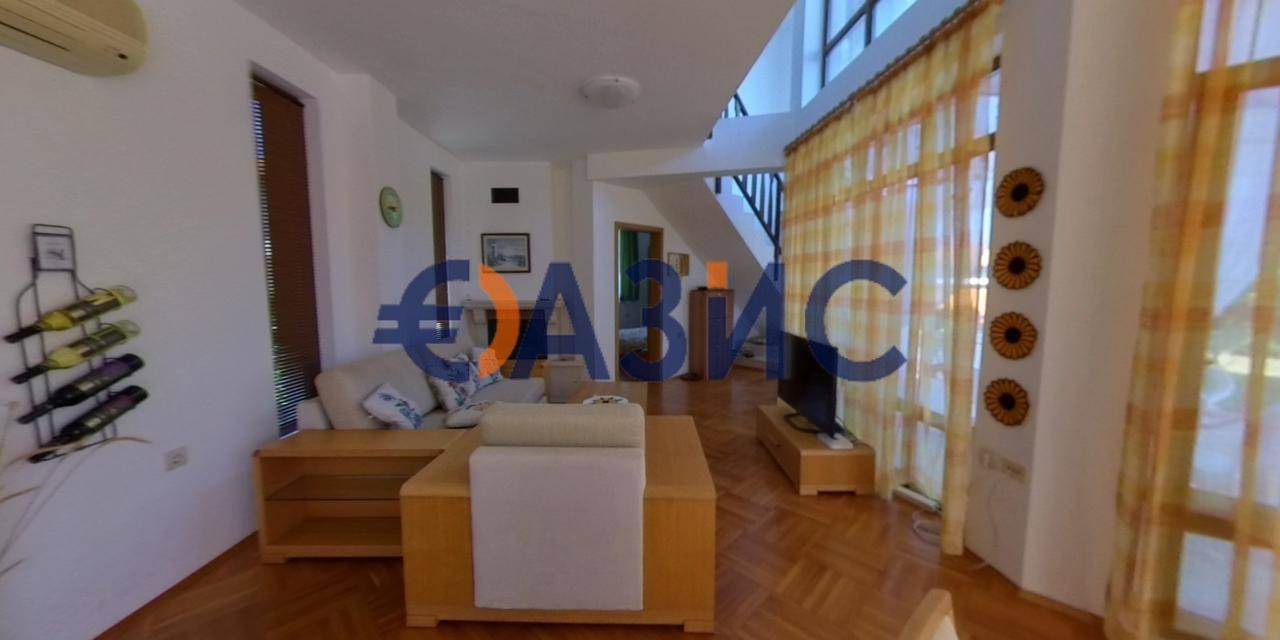 Къща в Каблешково - 179 кв.м за 922 €/кв.м - Снимка #15