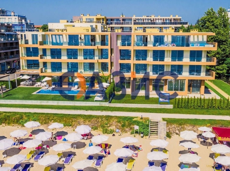 Тристаен апартамент в с. Равда, Област Бургас - 108 кв.м за 1102 €/кв.м - Снимка #12
