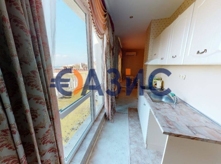 Двустаен апартамент в к.к. Елените - 61 кв.м за 951 €/кв.м - Снимка #3
