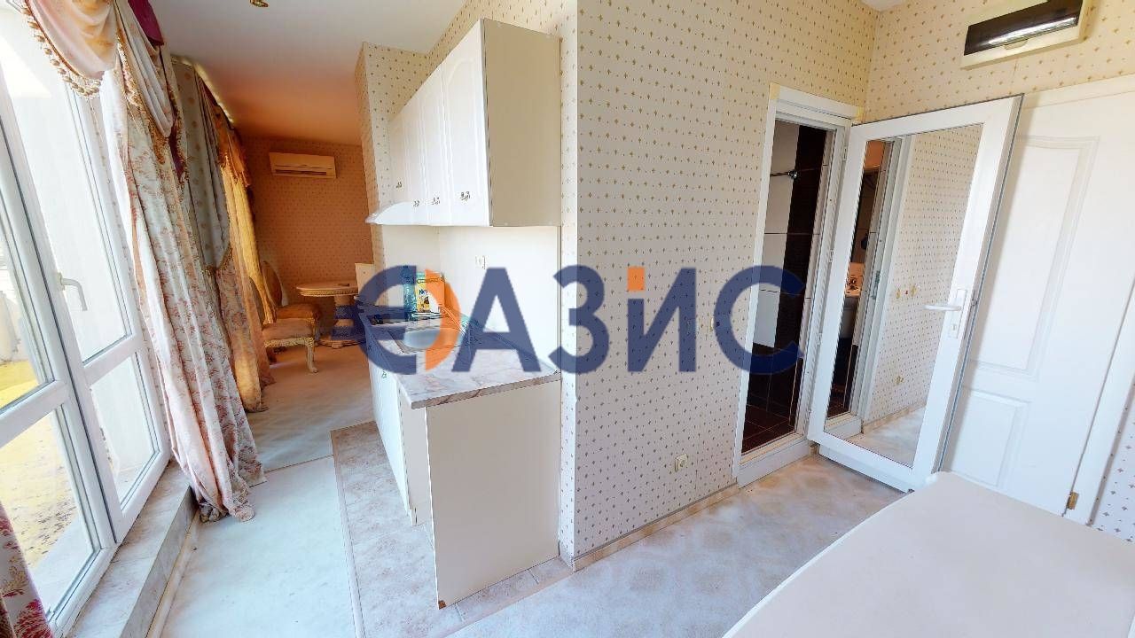 Двустаен апартамент в к.к. Елените - 61 кв.м за 951 €/кв.м - Снимка #8