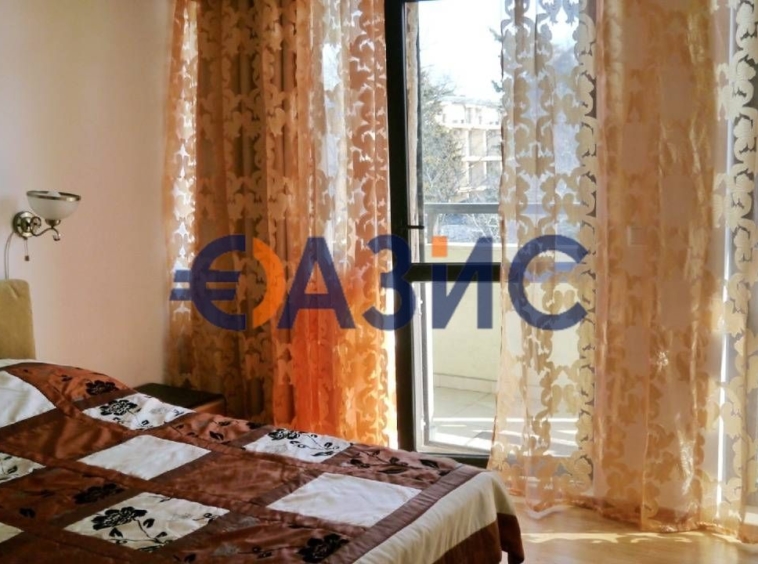 Тристаен апартамент в Несебър - 172 кв.м за 1280 €/кв.м - Снимка #7