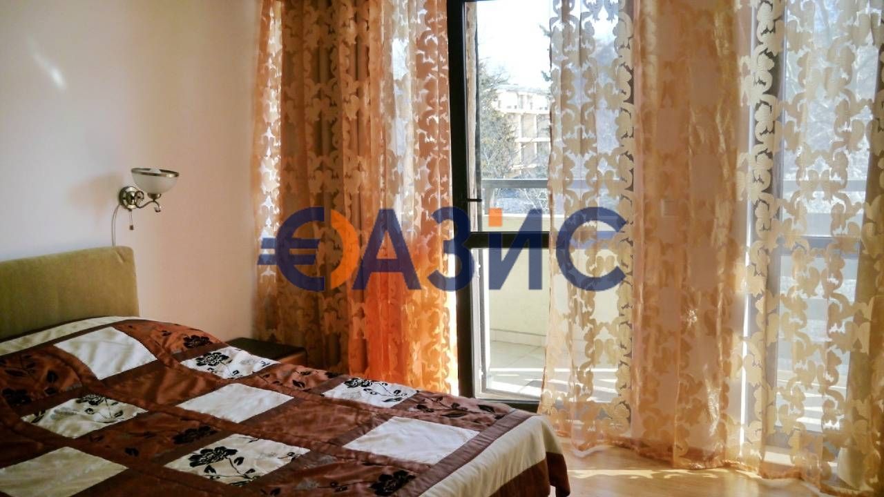 Тристаен апартамент в Несебър - 172 кв.м за 1280 €/кв.м - Снимка #7