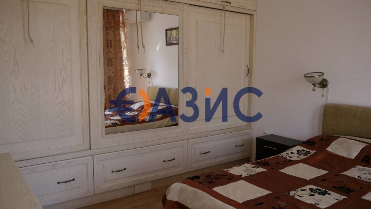 Тристаен апартамент в Несебър - 172 кв.м за 1280 €/кв.м - Снимка #10