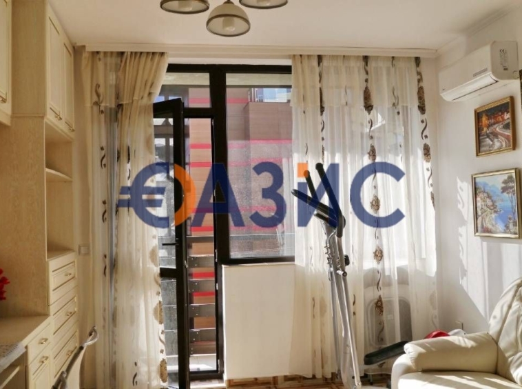 Тристаен апартамент в Несебър - 172 кв.м за 1280 €/кв.м - Снимка #15