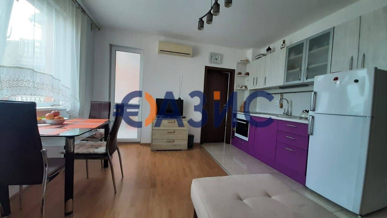 Двустаен апартамент в к.к. Слънчев бряг - 54 кв.м за 815 €/кв.м - Снимка #1