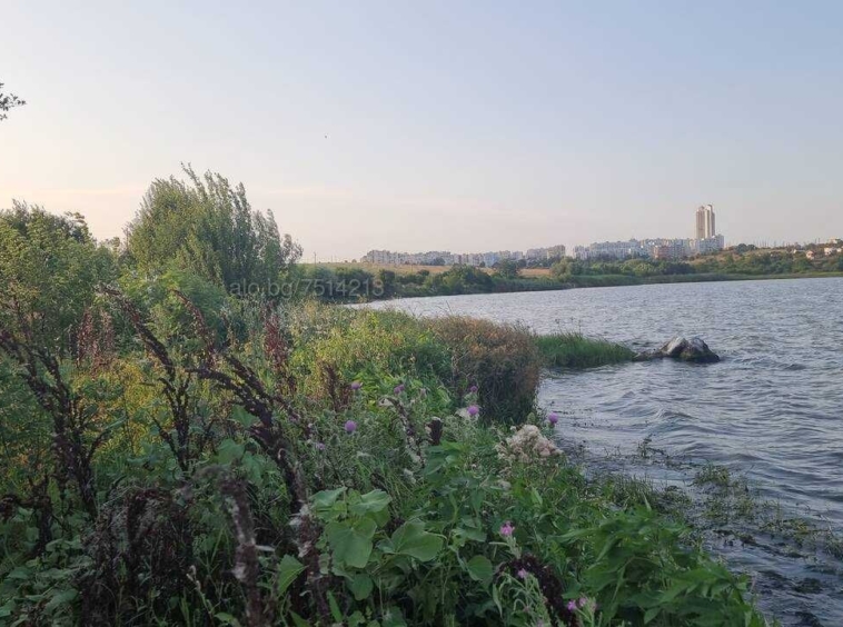 Парцел в Бургас, Меден рудник - зона Б - 10355 кв.м за 25 €/кв.м - Снимка #2