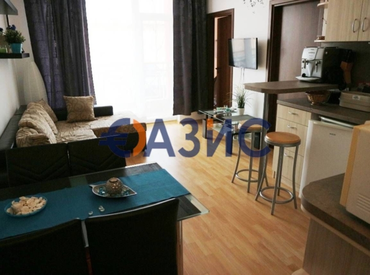 Тристаен апартамент в к.к. Слънчев бряг - 67 кв.м за 575 €/кв.м - Снимка #5