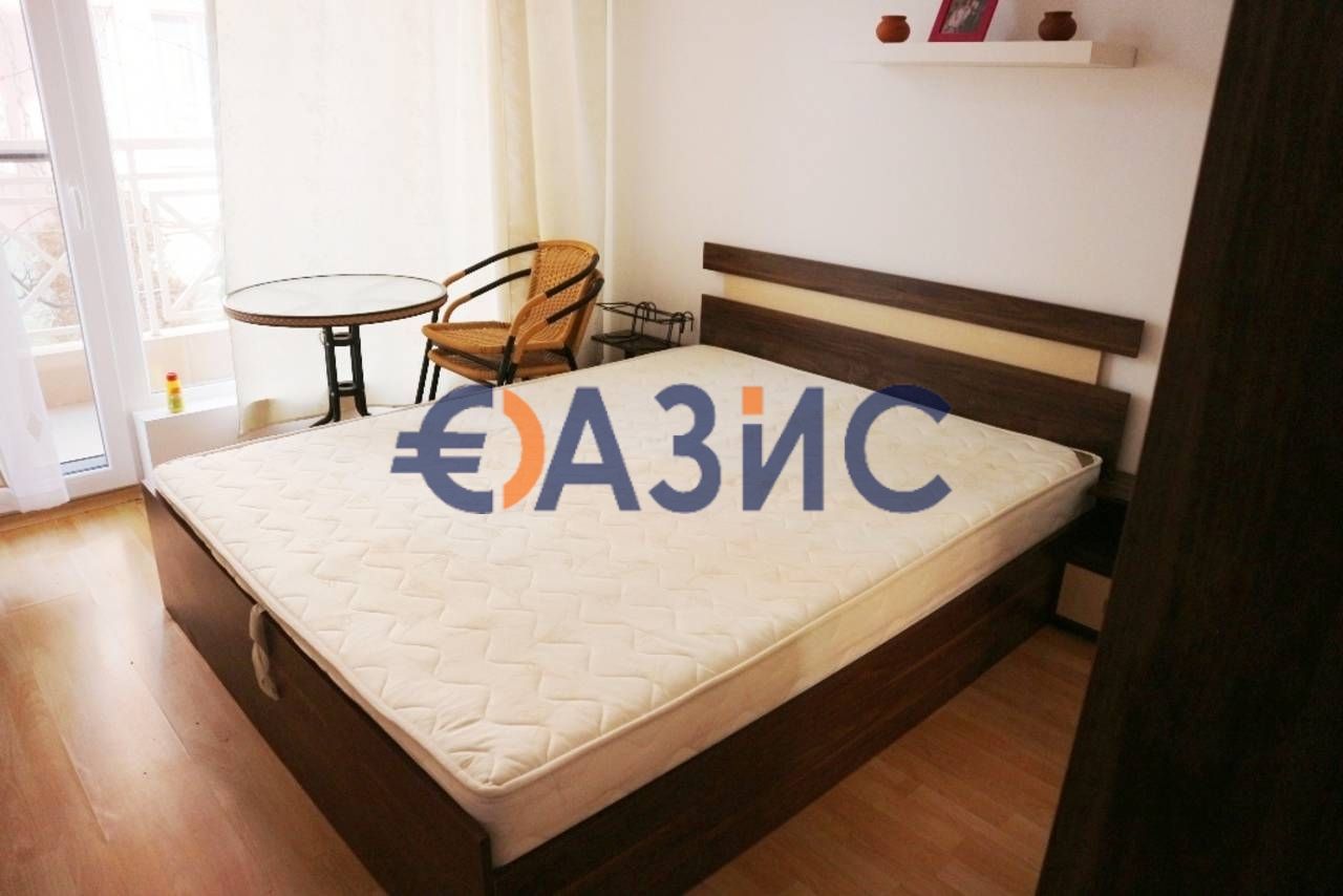 Тристаен апартамент в к.к. Слънчев бряг - 67 кв.м за 575 €/кв.м - Снимка #8