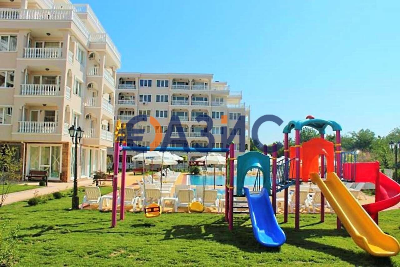 Двустаен апартамент в Несебър - 60 кв.м за 1204 €/кв.м - Снимка #4