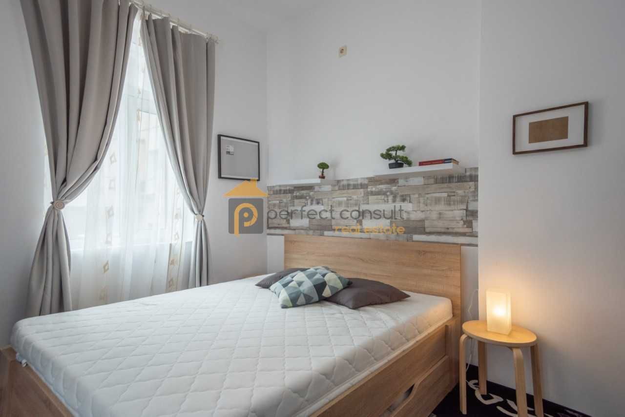 Дава се под наем Етаж от къща в Пловдив, Център - 65 кв.м за 410 € - Снимка #6