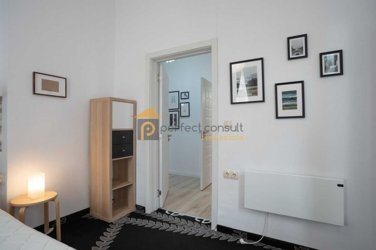 Дава се под наем Етаж от къща в Пловдив, Център - 65 кв.м за 410 € - Снимка #8