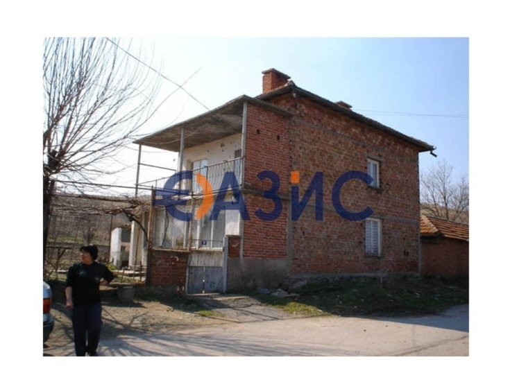 Къща в с. Овчи кладенец, Област Ямбол - 204 кв.м за 27 €/кв.м - Снимка #2