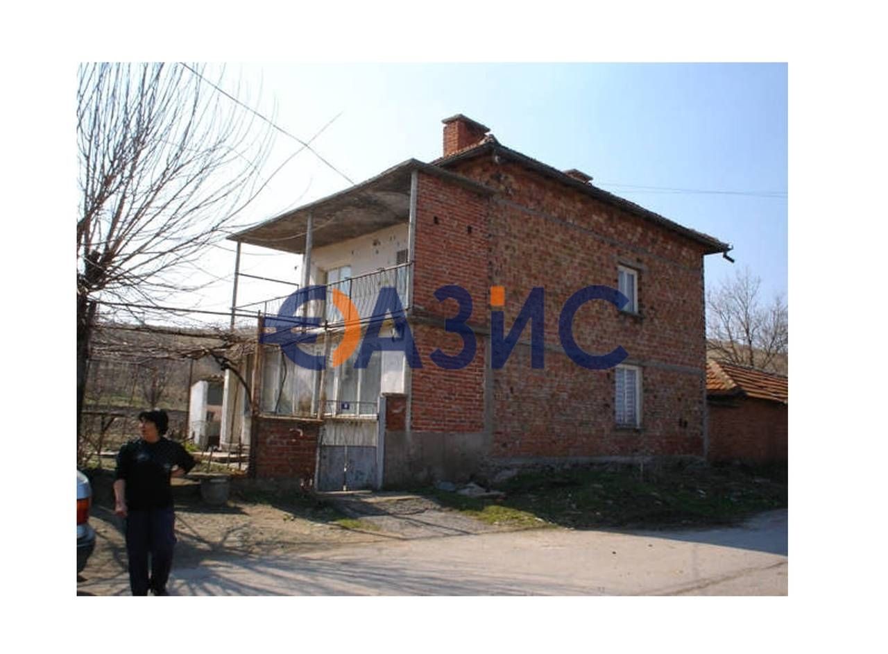 Къща в с. Овчи кладенец, Област Ямбол - 204 кв.м за 27 €/кв.м - Снимка #2