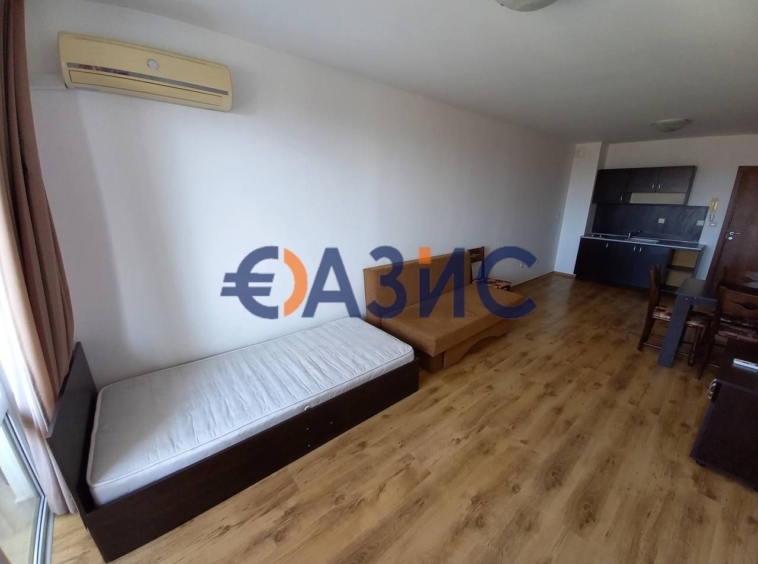 Двустаен апартамент в Свети Влас - 74 кв.м за 754 €/кв.м - Снимка #12