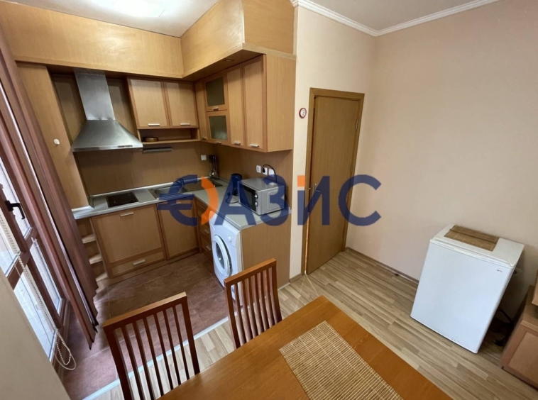 Двустаен апартамент в к.к. Слънчев бряг - 65 кв.м за 539 €/кв.м - Снимка #9