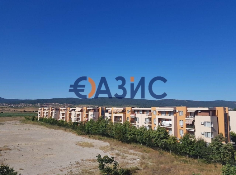 Двустаен апартамент в к.к. Слънчев бряг - 64 кв.м за 782 €/кв.м - Снимка #11