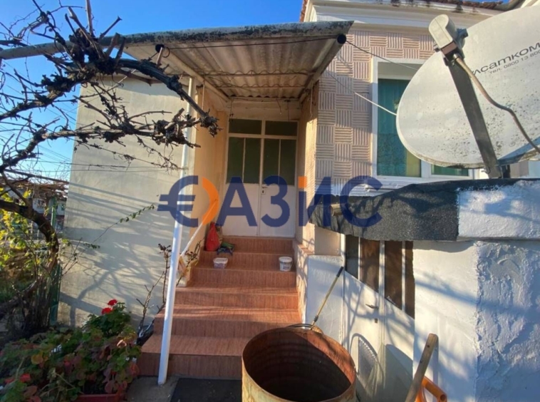 Къща в с. Порой, Област Бургас - 72 кв.м за 848 €/кв.м - Снимка #6