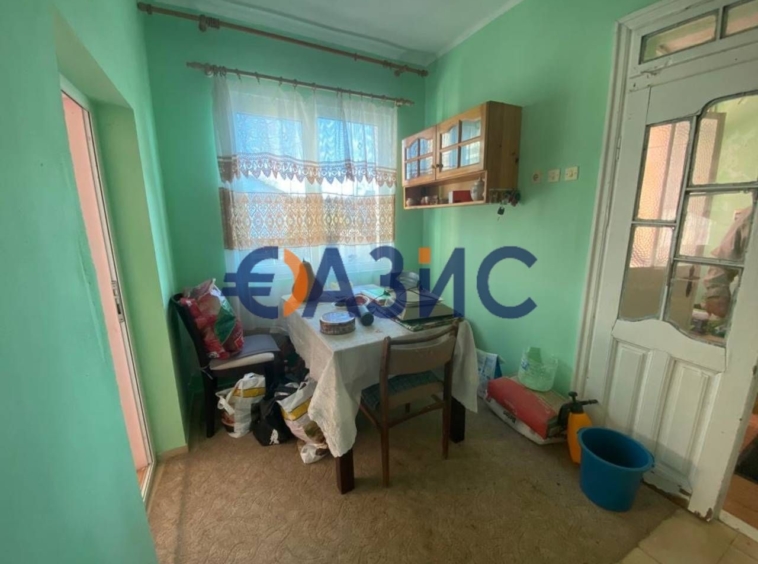 Къща в с. Порой, Област Бургас - 72 кв.м за 848 €/кв.м - Снимка #12