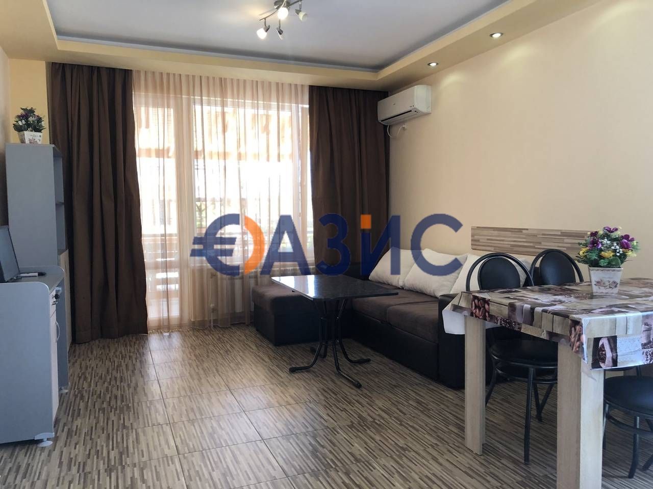 Двустаен апартамент в Несебър - 320 кв.м за 982 €/кв.м - Снимка #4