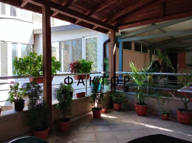 Тристаен апартамент в Пловдив, Въстанически - 110 кв.м за 1225 €/кв.м - Снимка #15