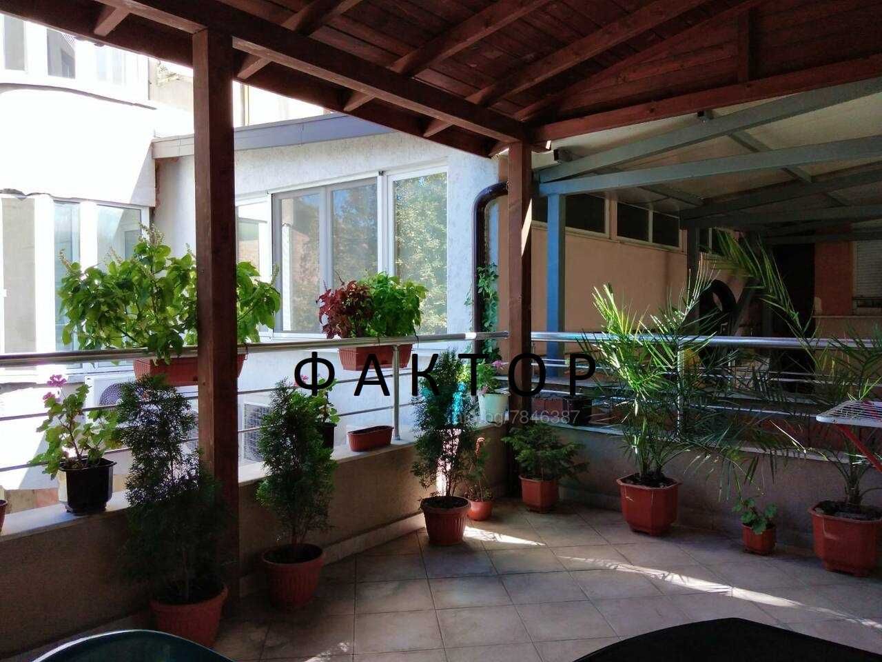 Тристаен апартамент в Пловдив, Въстанически - 110 кв.м за 1225 €/кв.м - Снимка #15