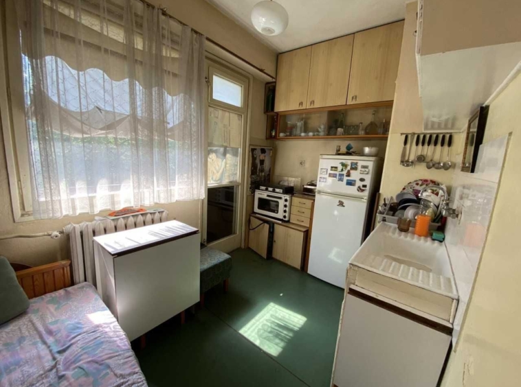 Двустаен апартамент в Пловдив, Гагарин - 61 кв.м за 1033 €/кв.м - Снимка #4