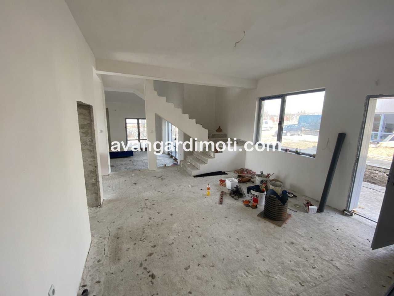 Къща в с. Белащица, Област Пловдив - 279 кв.м за 914 €/кв.м - Снимка #2