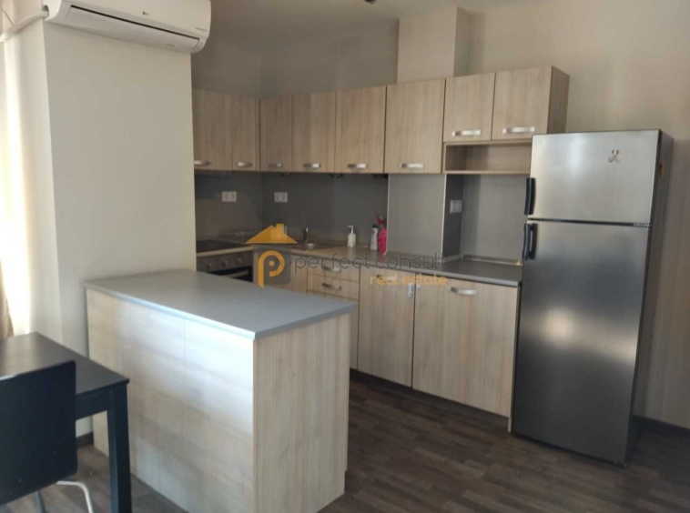 Дава се под наем Двустаен апартамент в Пловдив, Тракия - 70 кв.м за 298 € - Снимка #1