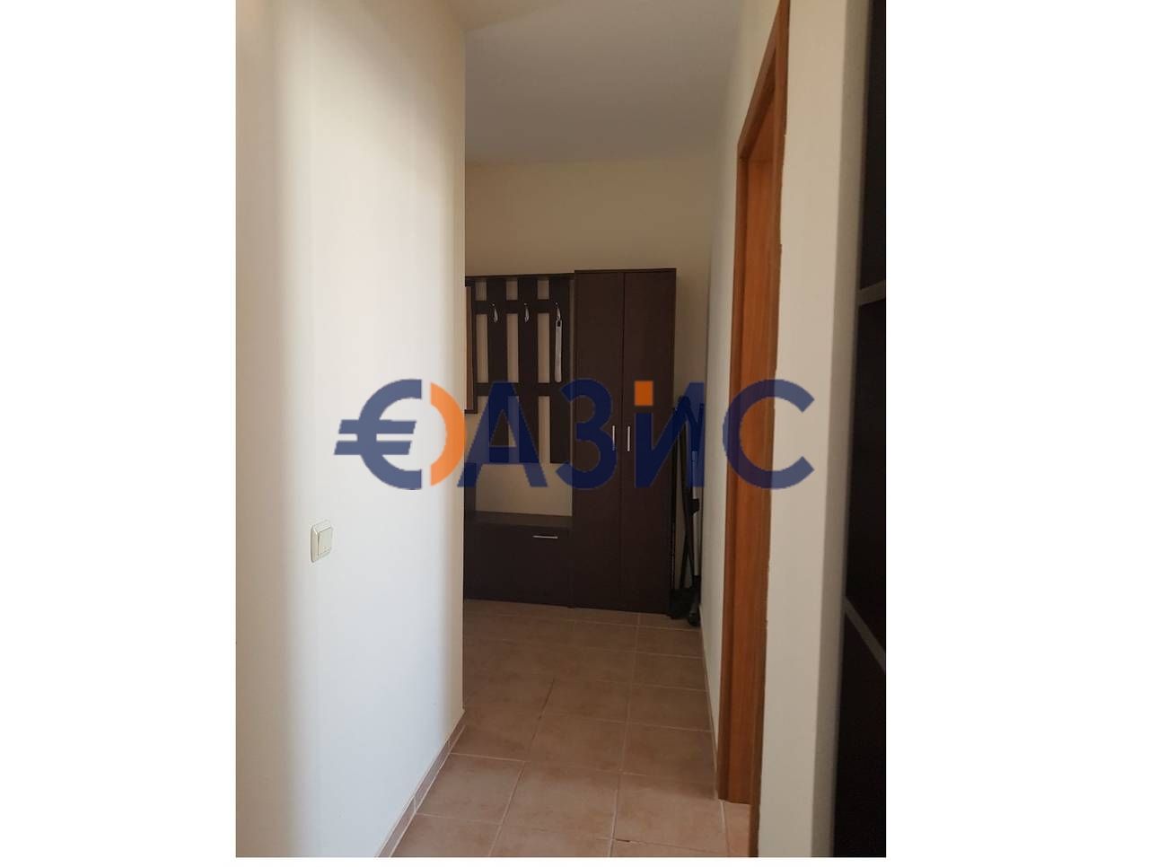 Двустаен апартамент в к.к. Слънчев бряг - 64 кв.м за 782 €/кв.м - Снимка #7